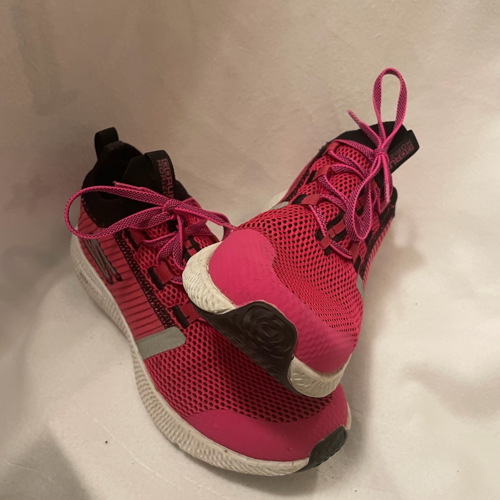 Skechers Fuchsia and Black Athletic Shoes